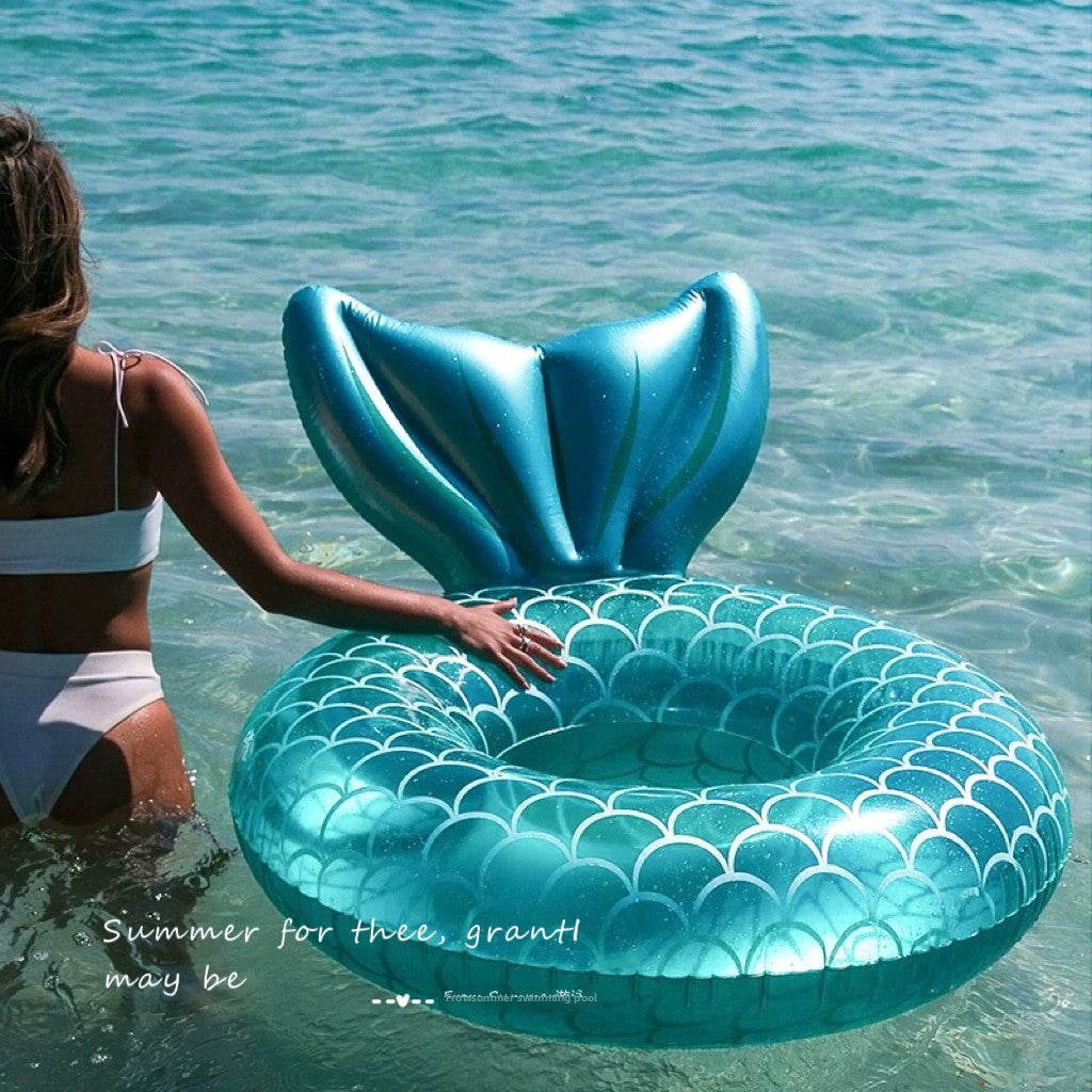 Minimalist-style swimming Floaty