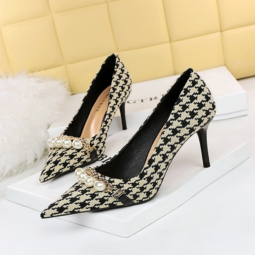 Peacock-patterned low-heeled or high-heel shoes