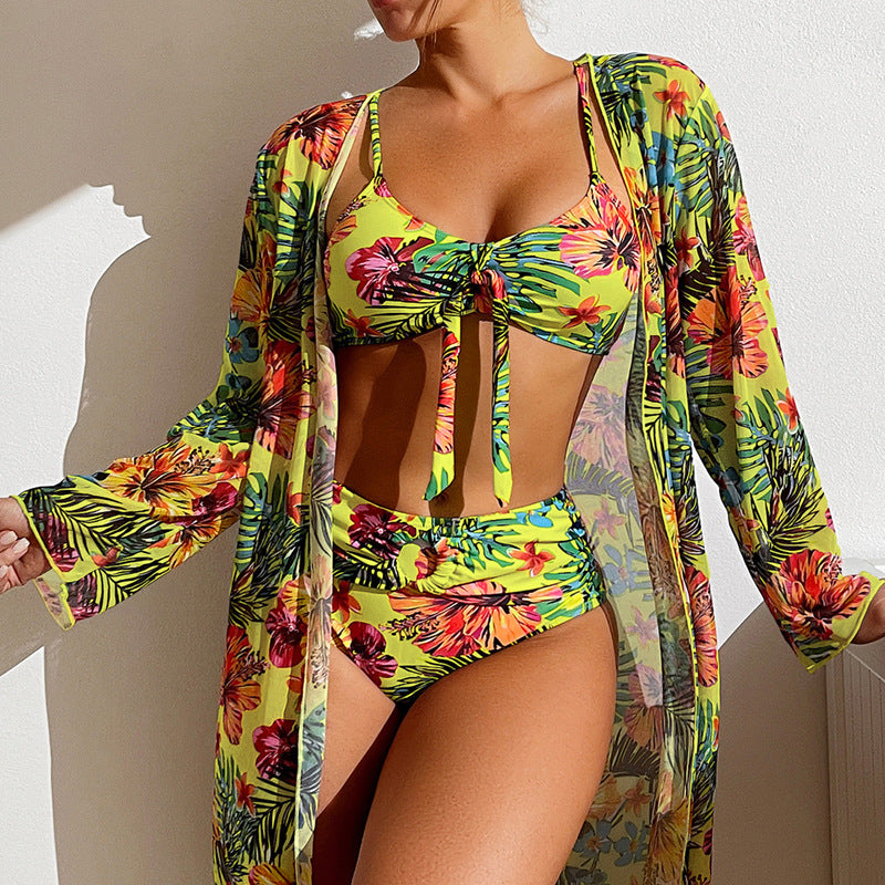Now that's a swimming suit! - Women's bikini